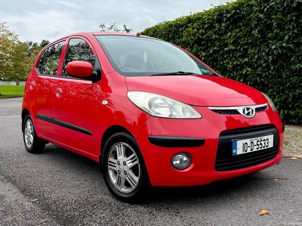 Hyundai i10 Hatchback, Petrol, 2010, Red