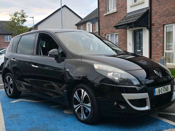 Renault Scenic MPV, Diesel, 2011, Black