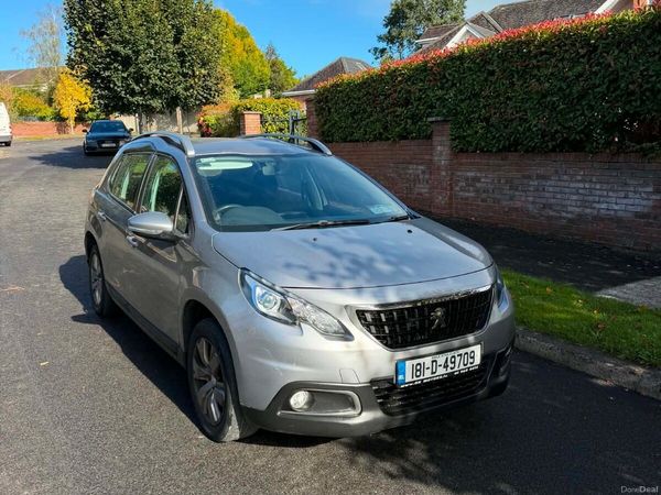Peugeot 2008 Hatchback, Petrol, 2018, Grey