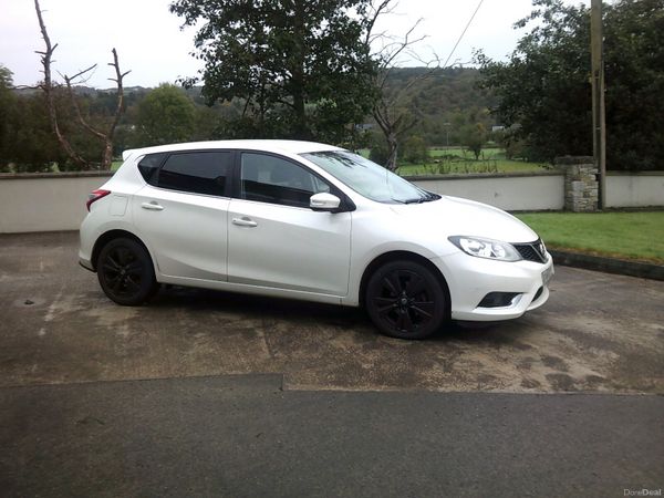 Nissan Pulsar Hatchback, Petrol, 2015, White
