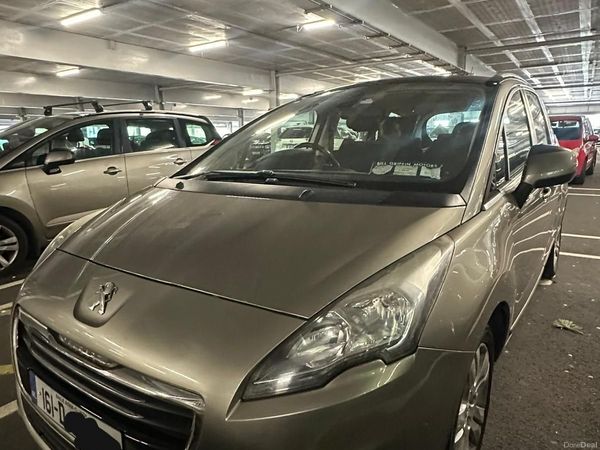 Peugeot 5008 MPV, Diesel, 2016, Grey