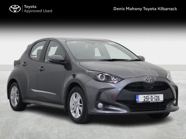 Toyota Yaris Hatchback, Petrol Hybrid, 2025, Grey