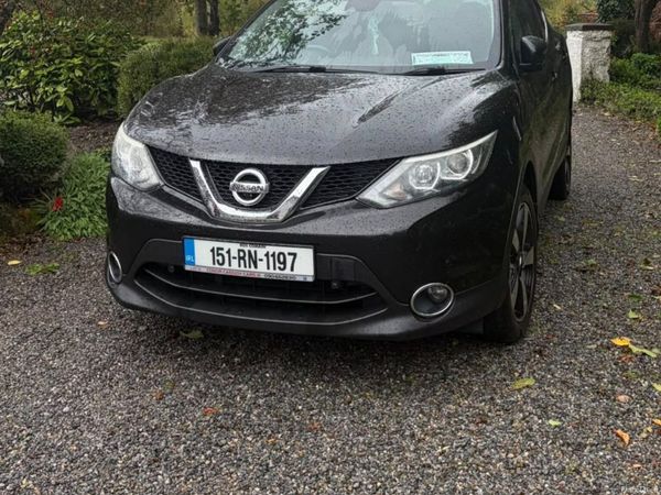 Nissan Qashqai Hatchback, Diesel, 2015, Black