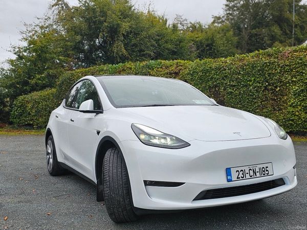 Tesla Model Y Hatchback, Electric, 2023, White