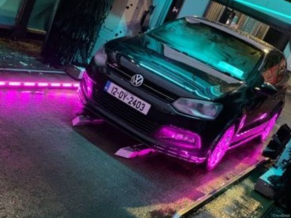 Volkswagen Polo Hatchback, Petrol, 2012, Black