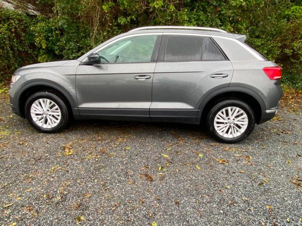 Volkswagen T-Roc SUV, Diesel, 2019, Grey