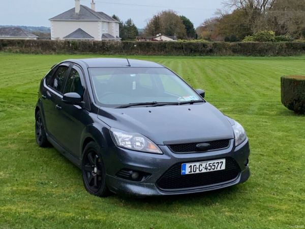 Ford Focus Hatchback, Diesel, 2010, Grey