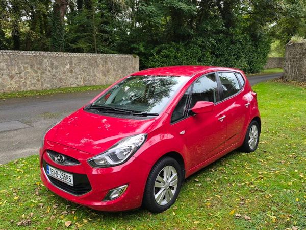 Hyundai ix20 MPV, Petrol, 2015, Red