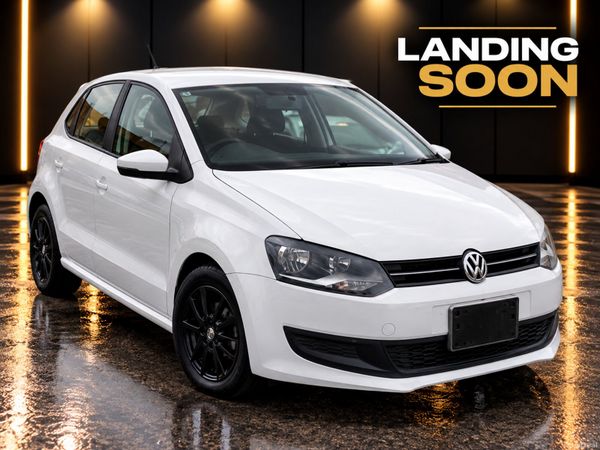 Volkswagen Polo Hatchback, Petrol, 2014, White