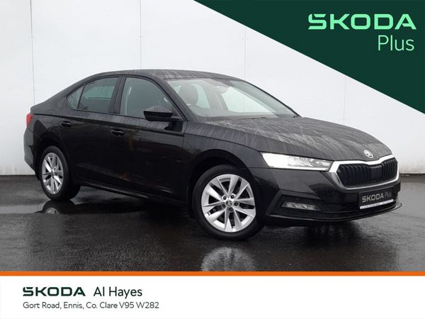 Skoda Octavia Saloon, Diesel, 2023, Black