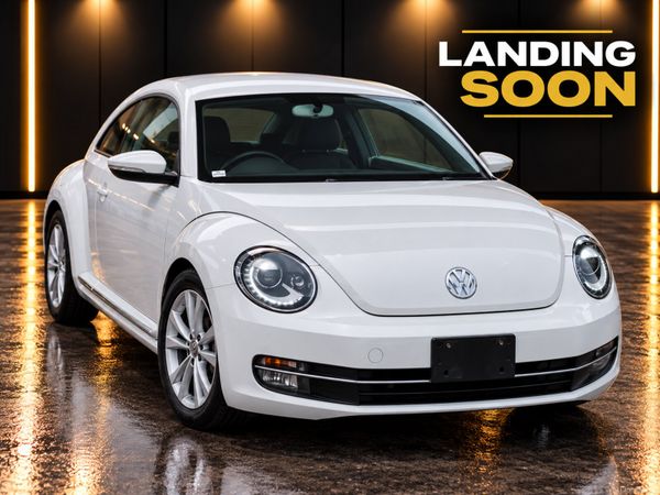 Volkswagen Beetle Hatchback, Petrol, 2013, White