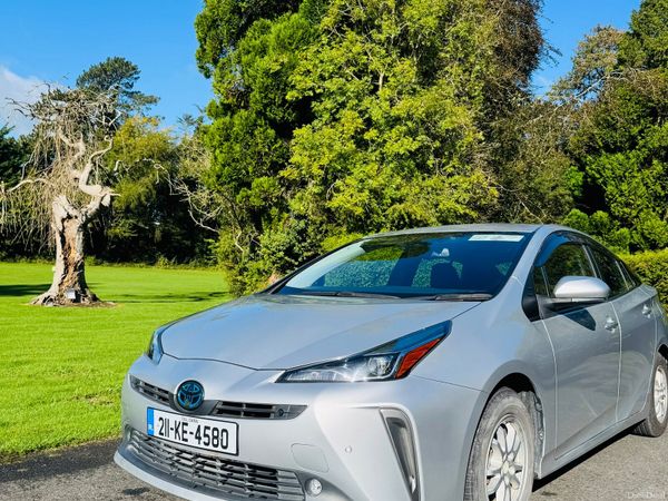Toyota Prius Hatchback, Petrol Hybrid, 2021, Silver