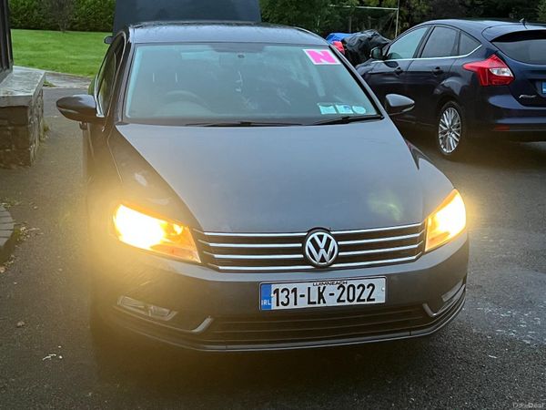 Volkswagen Passat Saloon, Diesel, 2013, Grey