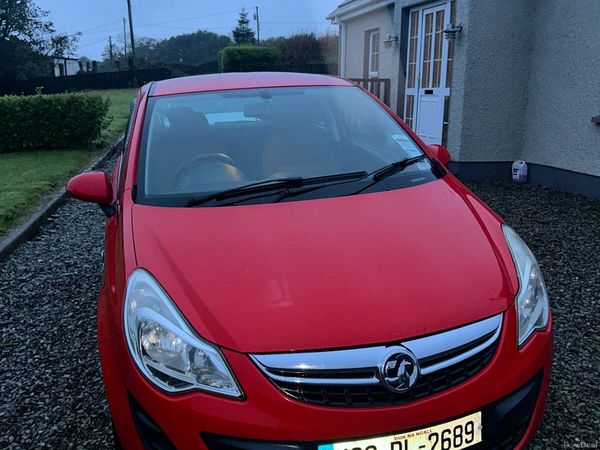 Vauxhall Corsa Hatchback, Petrol, 2013, Red