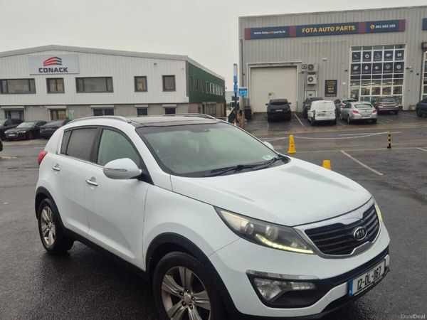 Kia Sportage SUV, Diesel, 2012, White