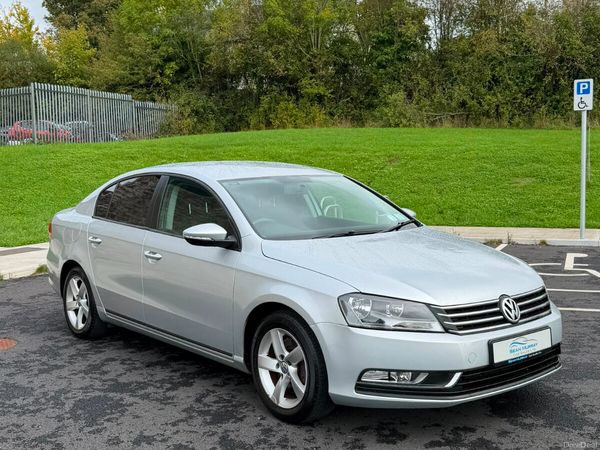 Volkswagen Passat Saloon, Diesel, 2014, Silver