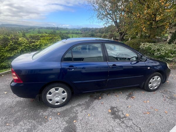 Toyota Corolla Saloon, Petrol, 2005, Blue