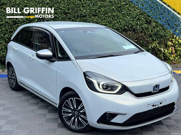 Honda Fit Hatchback, Petrol Hybrid, 2020, Silver