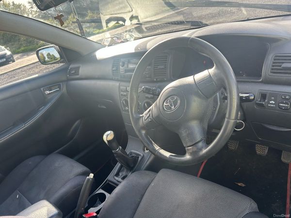 Toyota Corolla Saloon, Petrol, 2006, Silver