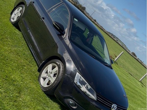 Volkswagen Jetta Saloon, Diesel, 2014, Black