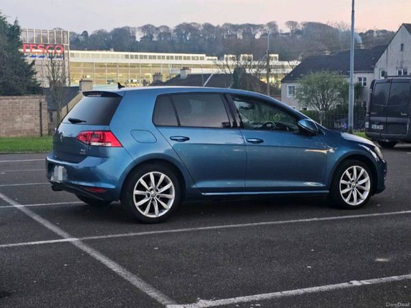 Volkswagen Golf Hatchback, Petrol, 2014, Blue