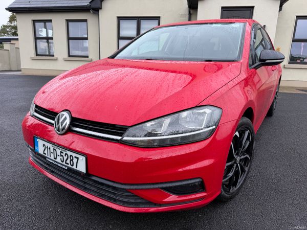Volkswagen Golf Hatchback, Diesel, 2021, Red