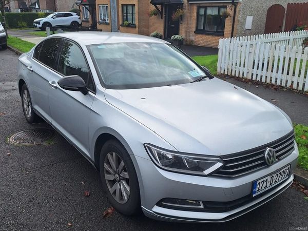 Volkswagen Passat Saloon, Diesel, 2017, Grey