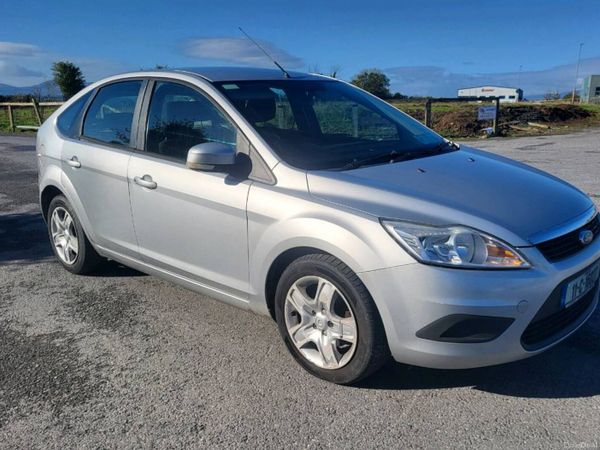Ford Focus Hatchback, Diesel, 2011, Silver