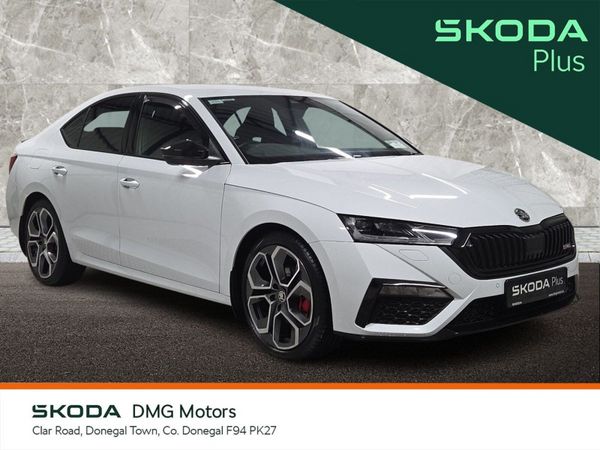 Skoda Octavia Saloon, Diesel, 2024, White