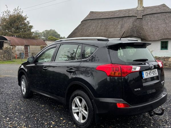 Toyota RAV4 SUV, Diesel, 2013, Black