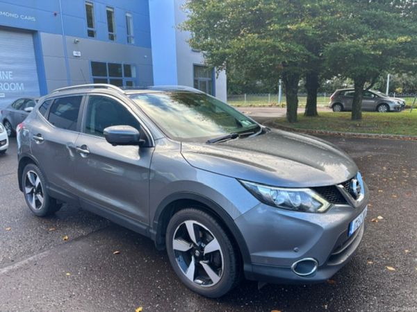 Nissan Qashqai SUV, Petrol, 2017, Grey