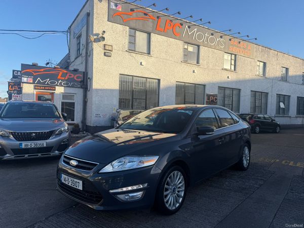 Ford Mondeo Hatchback, Diesel, 2014, Grey