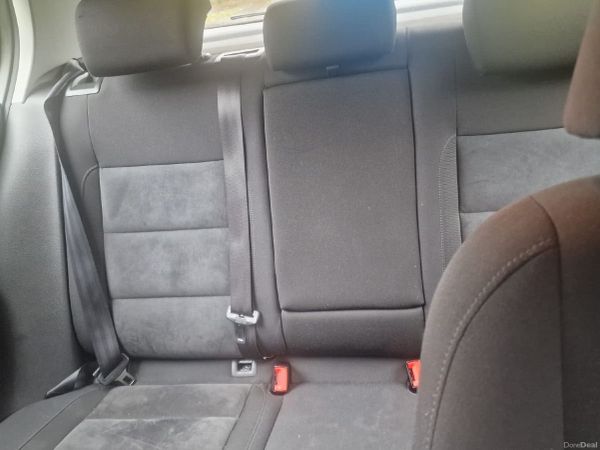 Volkswagen Golf Estate/Jeep, Petrol, 2011, Grey
