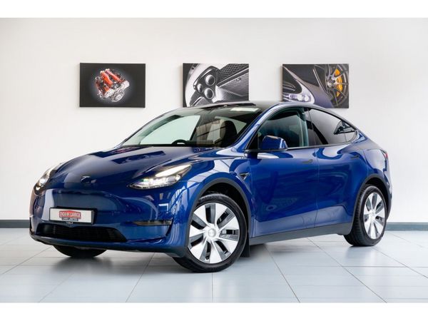 Tesla Model Y MPV, Electric, 2023, Blue