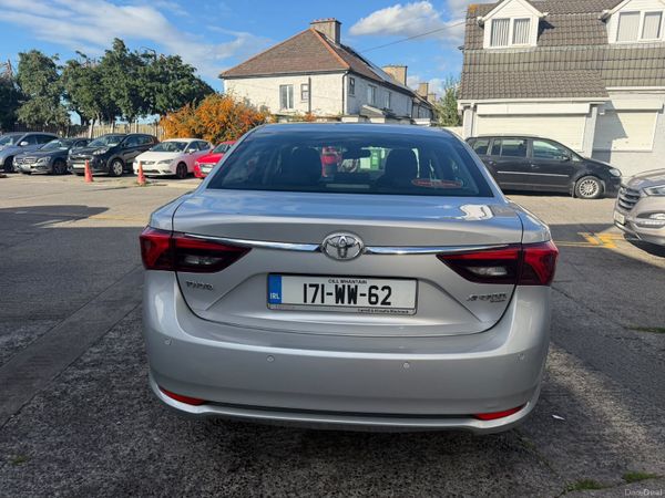 Toyota Avensis Saloon, Diesel, 2017, Grey