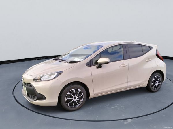 Toyota Aqua Hatchback, Petrol Hybrid, 2022, Beige