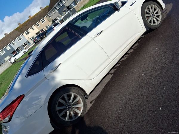 Hyundai i40 Saloon, Diesel, 2014, White