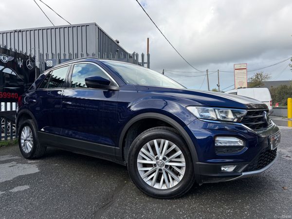 Volkswagen T-Roc SUV, Diesel, 2019, Blue