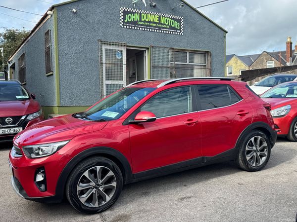Kia Stonic Hatchback, Petrol, 2018, Red