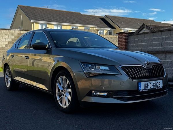 Skoda Superb Saloon, Diesel, 2016, Green