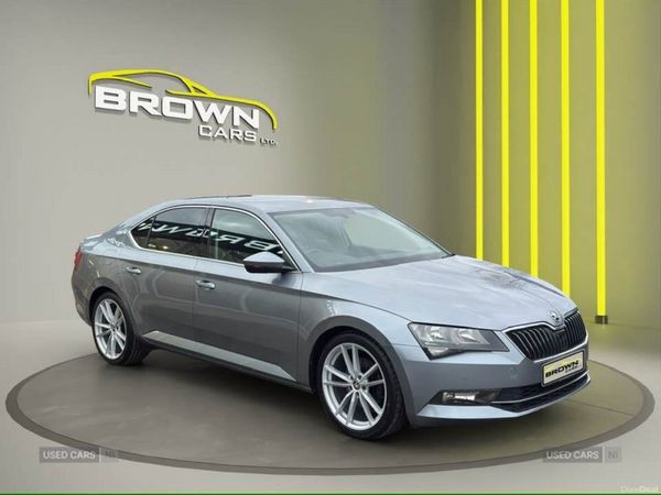 Skoda Superb Hatchback, Diesel, 2017, Grey