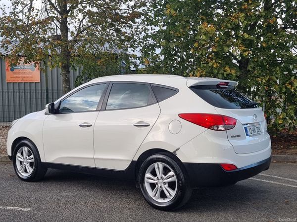 Hyundai ix35 SUV, Diesel, 2012, White