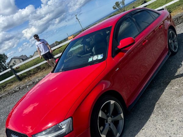 Audi A4 Saloon, Diesel, 2013, Red