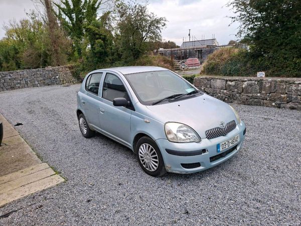 Toyota Yaris Hatchback, Petrol, 2003, Blue