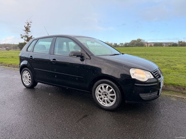 Volkswagen Polo Hatchback, Petrol, 2008, Black