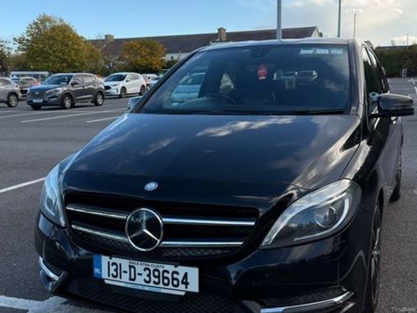 Mercedes-Benz B-Class MPV, Petrol, 2013, Black