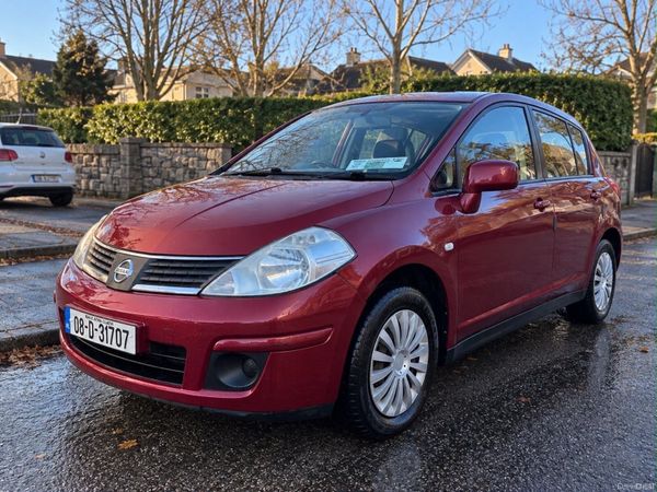 Nissan Tiida Hatchback, Diesel, 2008, Red