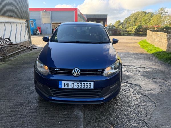 Volkswagen Polo Hatchback, Petrol, 2014, Blue