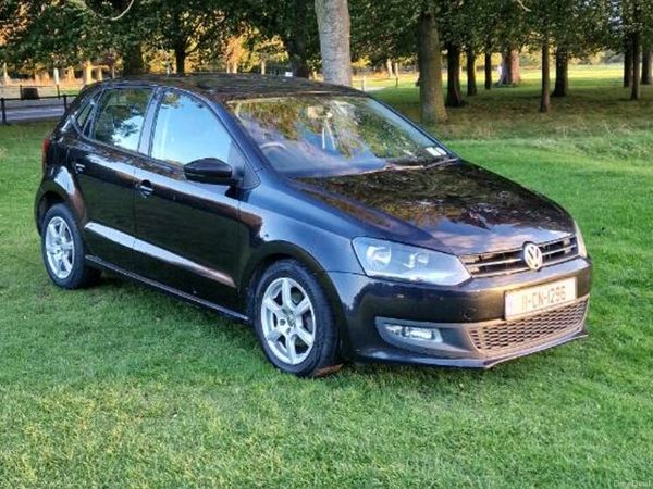 Volkswagen Polo Hatchback, Diesel, 2011, Black