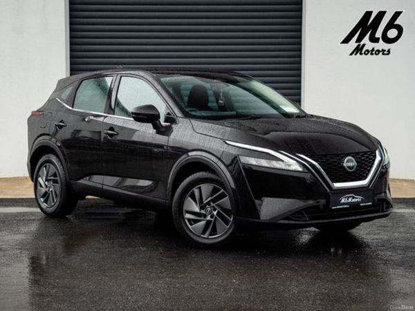 Nissan Qashqai MPV, Petrol, 2024, Black